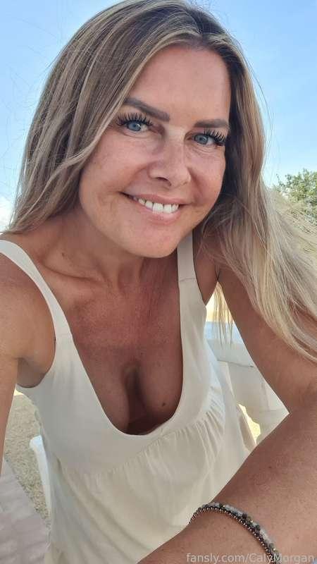 Am I still hot for a mom?😌

#fyp #blonde #milf #bigtits #British #Wales #Welsh #mom #cougar #anal #porn #dominant #domination #fetish #feet #ass #sph #humiliation #threesome #lesbian #mommy #pussy #over40 