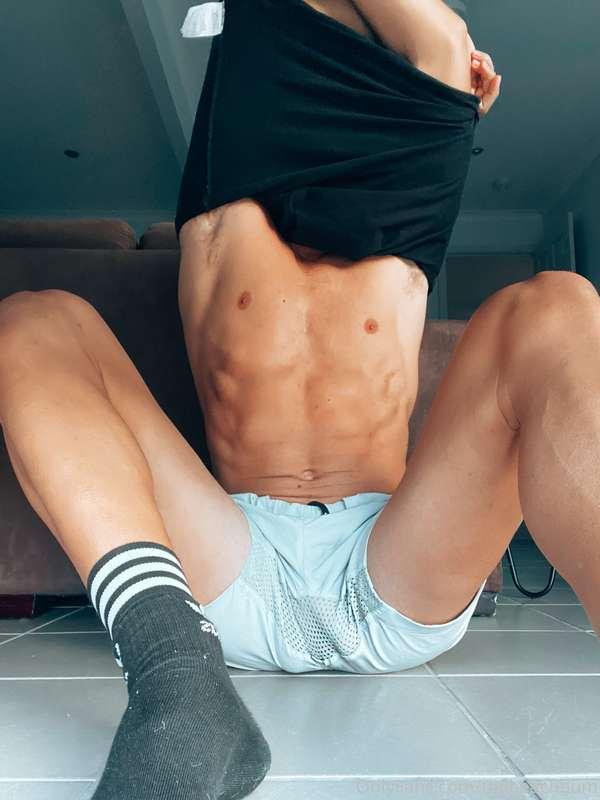 These will always be my favourite gym shorts, they always le..