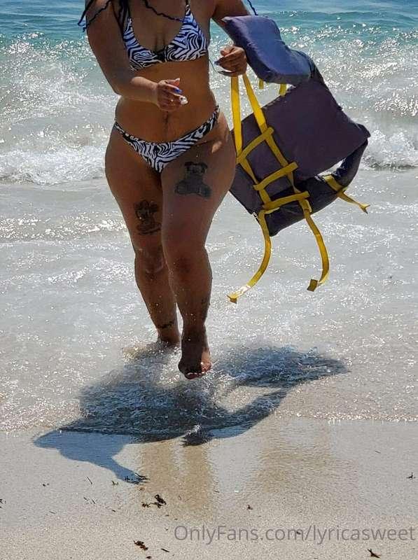 It's a nice day to take a scroll and put your toes in the sa..