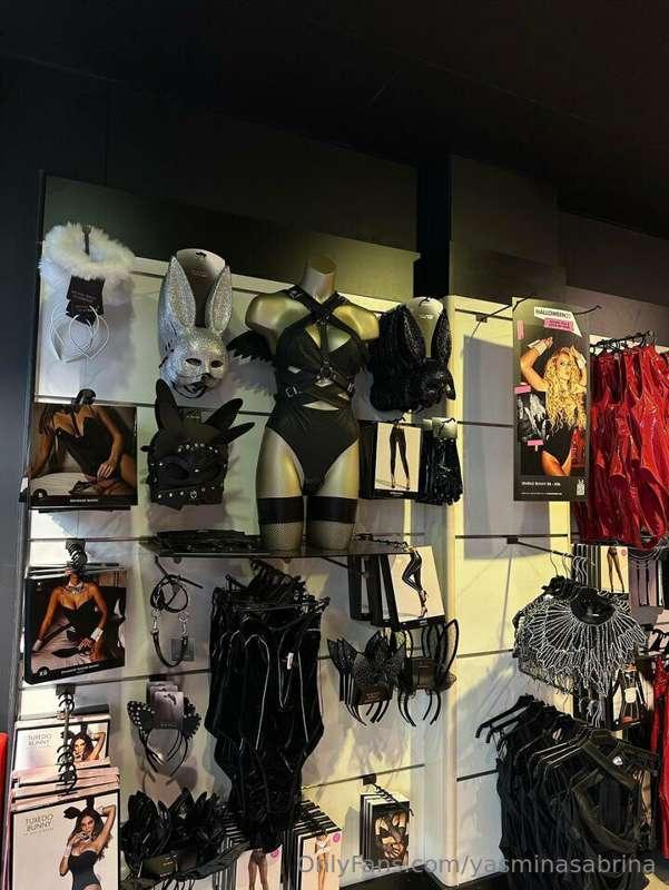 Did some shopping today who wants to see what I bought 😈