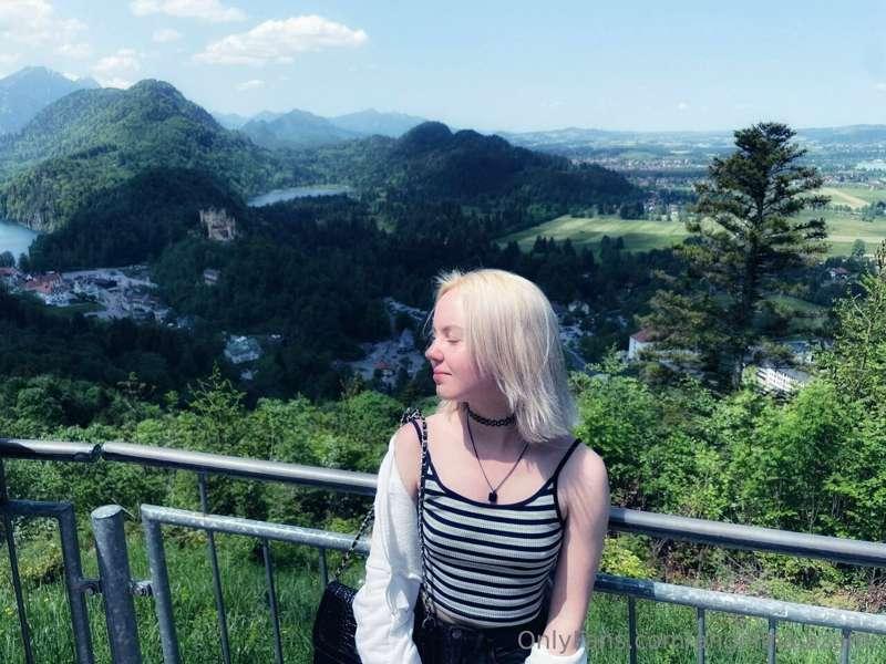 🍃 A walk in the forest pr journey to natural harmony😇 🌲🌈
Tod..