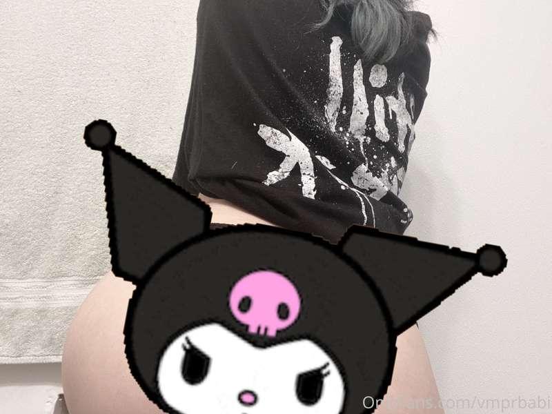 small casual before i shower :3 cute gif included!