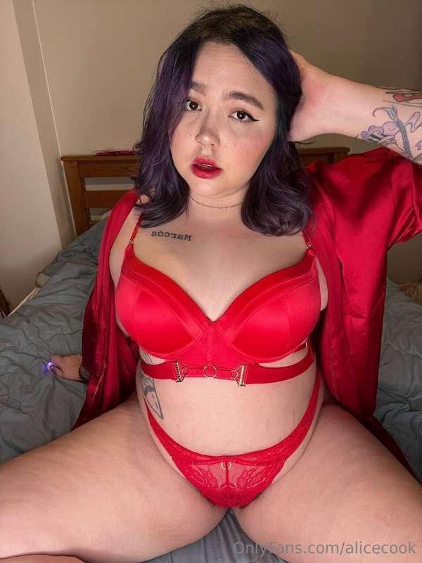 Do I have a treat for you this weekend? Yes, yes I do💗