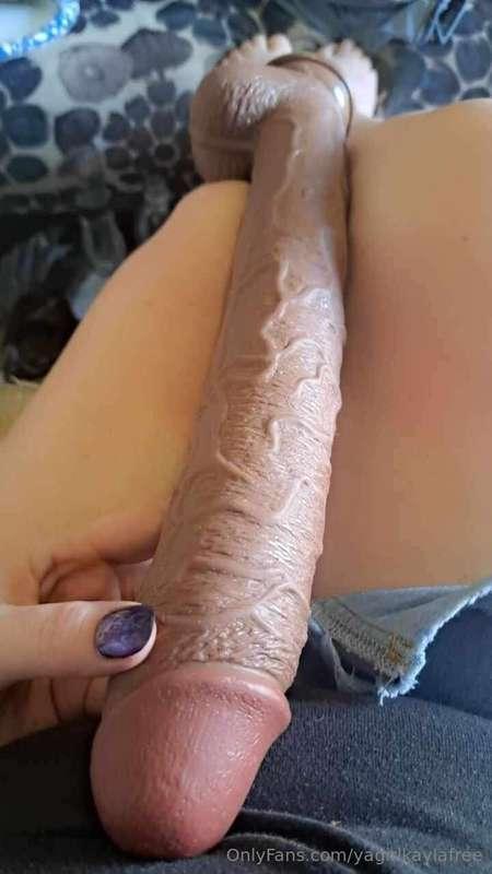 I have 27 bones in my hand. 
Wanna make it 28?

💜 @that.one...