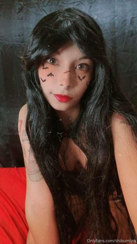 Goth style it's my favorite mood