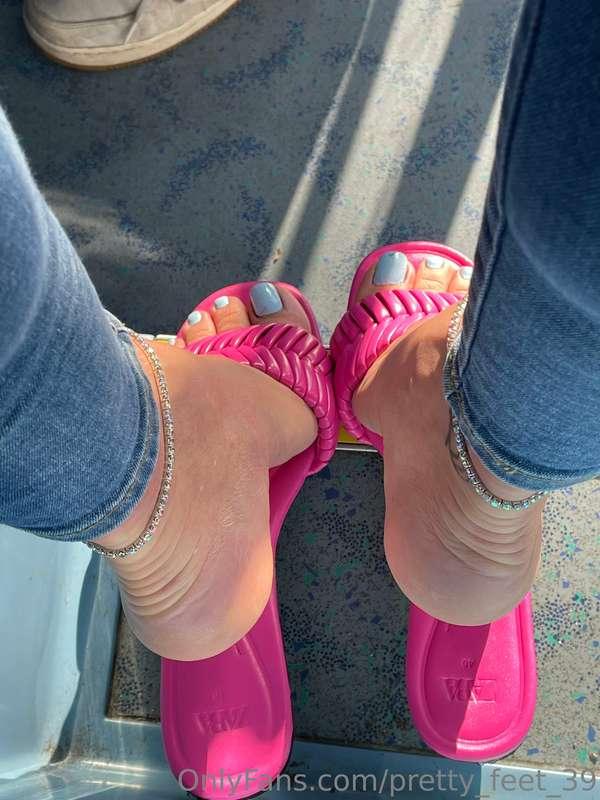 pretty_feet_39 image #0