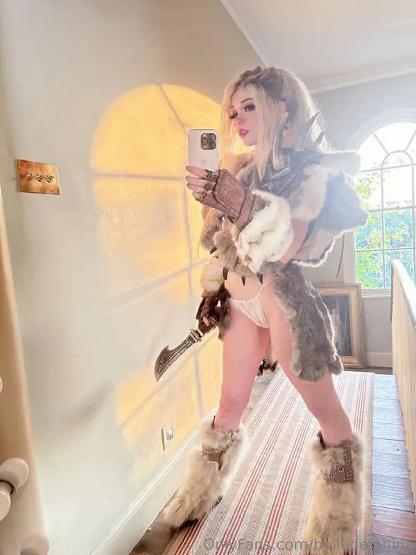 ohhh you wanted more of a barbarian girl? 🐺 i can be that fo..