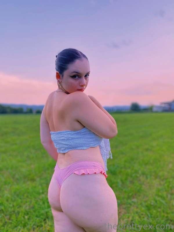I love watching the sunset fucking violently 😋😻💗