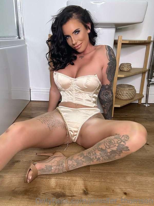 I’m feeling very naughty today….can you tell?? ;))