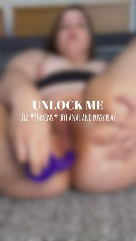 🤩 **Watch as I bend over and take my THICK dildo in the ASS*..