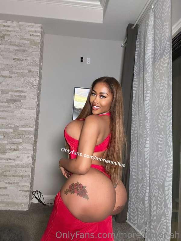 Wanna watch fully uncensored videos tn daddy? 🥵 Hurry and jo..