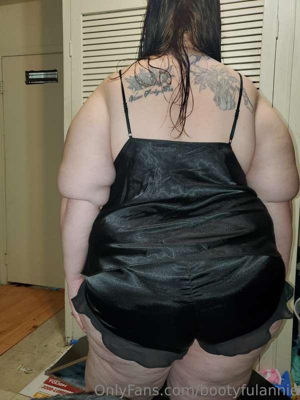 bootyfulannie image #0