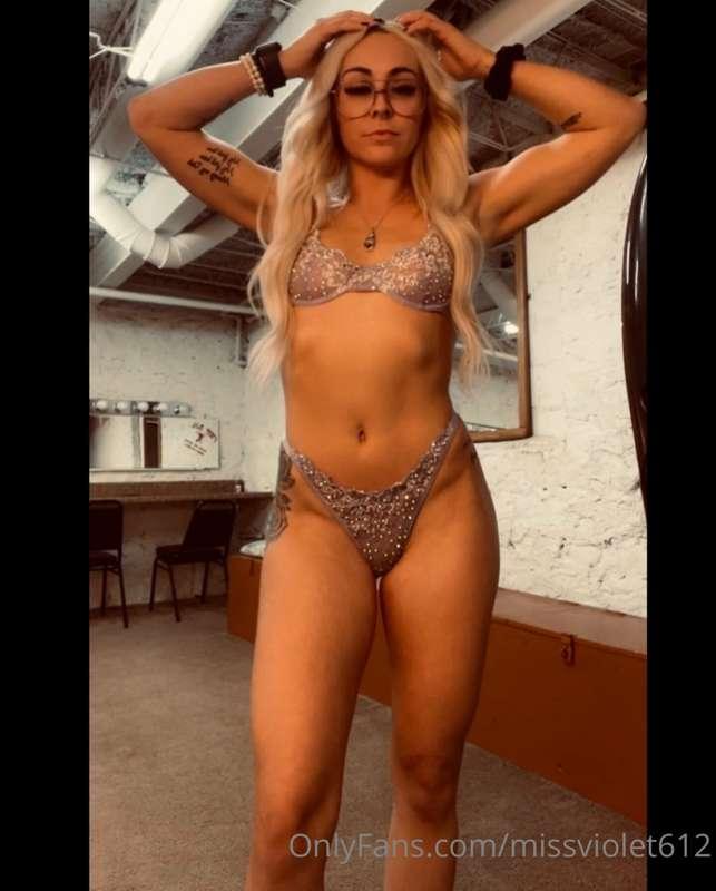I need some new outfits for work!!!