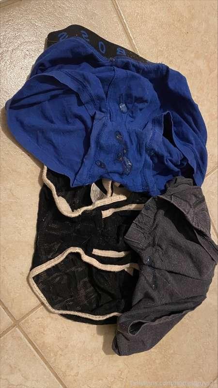 dm for used clothes 🤦😜