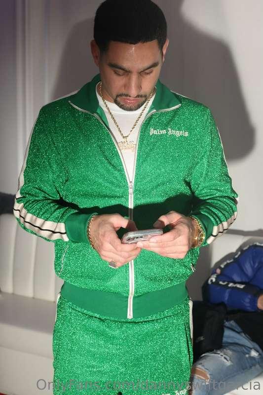 I love when she send unexpected nudes 😜