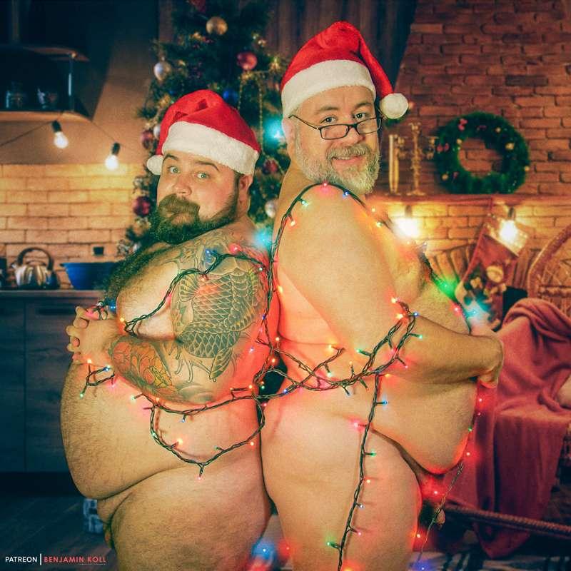 Santa Hat day! featuring Woofioso 🎅🏻😈 (Part 2 - NSFW)