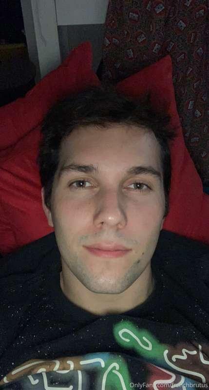 Headshots who wants to lick my jaw