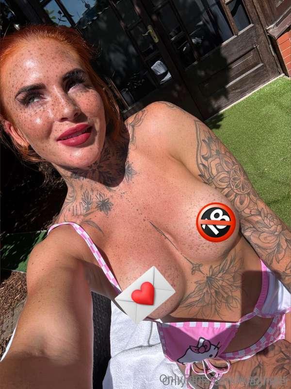 🦊 Moje pihy na prsou potřebují dotek sluníčka.. 😈🔥🦊