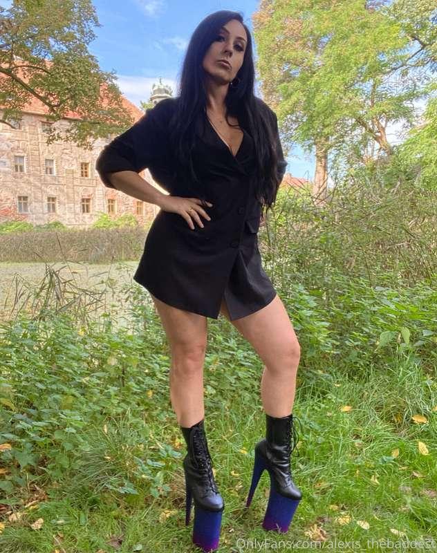 Of course the castle in the background…
I’m the Queen 👸🏻 and..