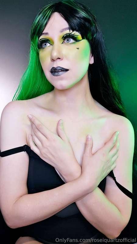 roseiquartzofficial image #2