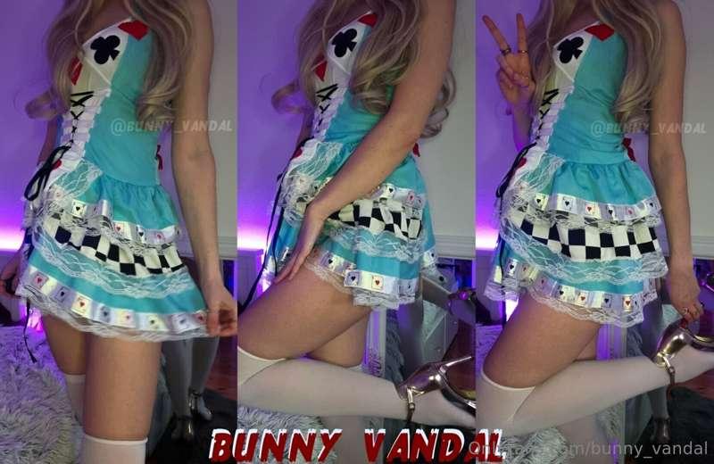 ♠️♣️♥️♦️🃏 Mojko 😛 Zahral by si so mnou karty ? 😘 Alebo by si..