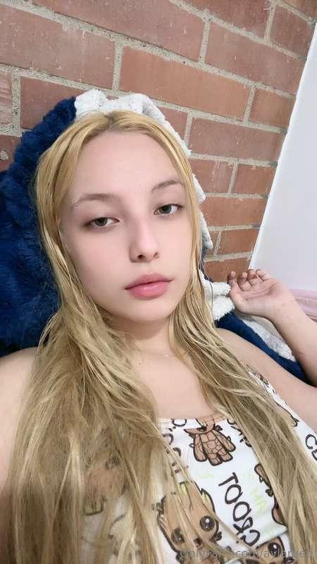 Bold and beautiful, always🙈