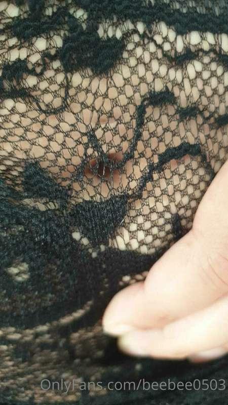 Can you see it through the lace? ☺️