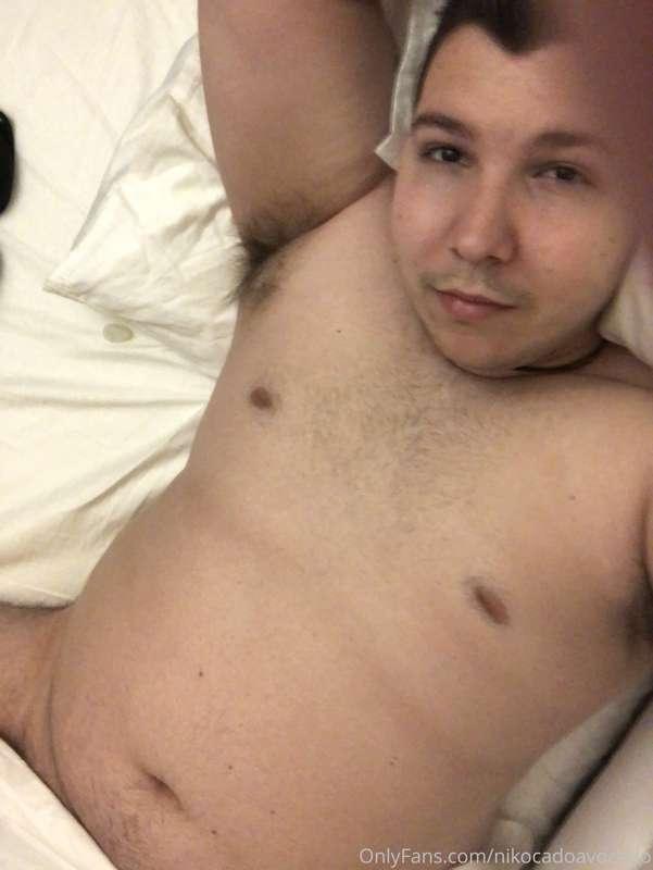Bounce on daddy’s belly and ride his thick cock 🍆