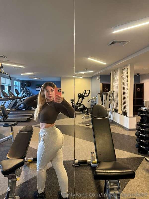 fuck me from behind? 😈