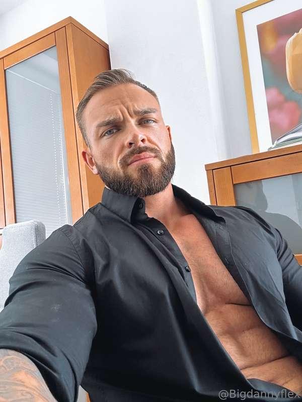 Wanna play hard bro? DM Me! 😈