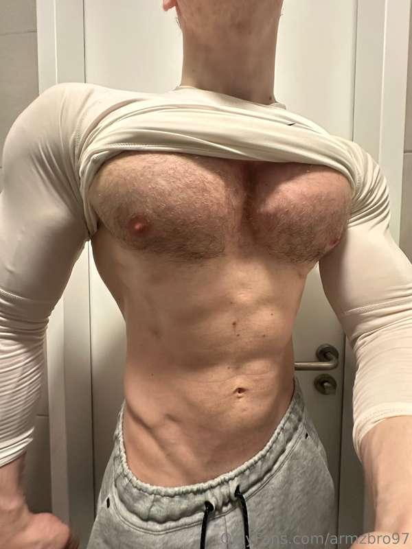 armzbro97 image #2