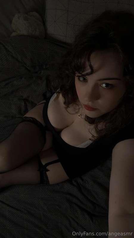 angeasmr image #1