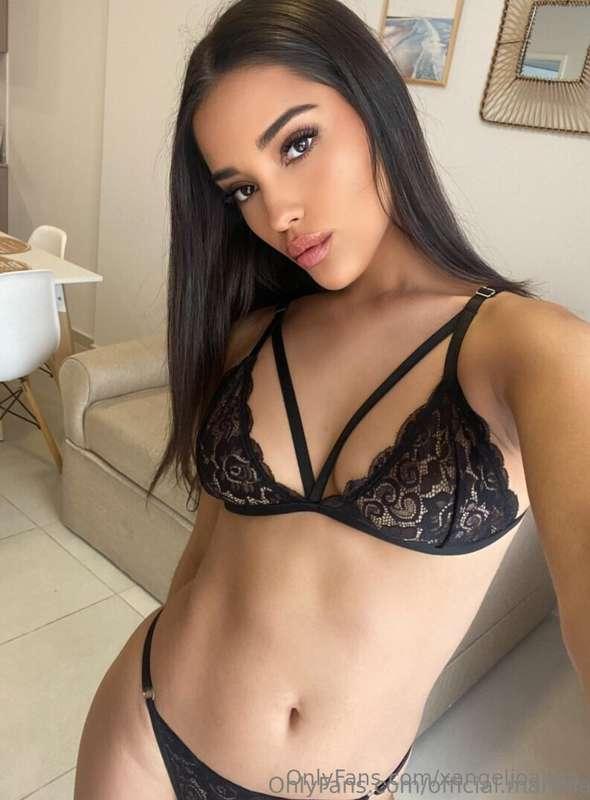 🔞@official.martina😈 Juicy girl with no limits🔞😈 She shoots i..