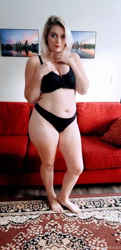 Swipe to undress meeeeeee