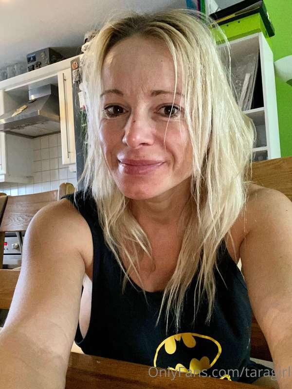 I look a bit tired after a long week of packing but this Thu..