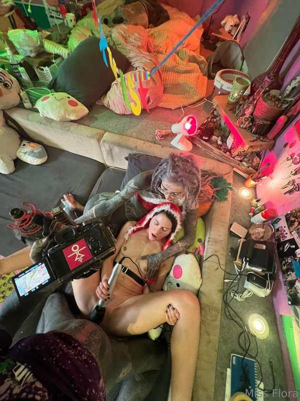 Last Picture Set of this POV cute Xmas clip <3