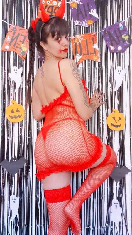  I don't have horns for decoration... I have sins to fulfill..