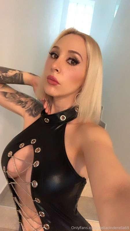 just milked my slave 😈 the video is coming soon on my premiu..