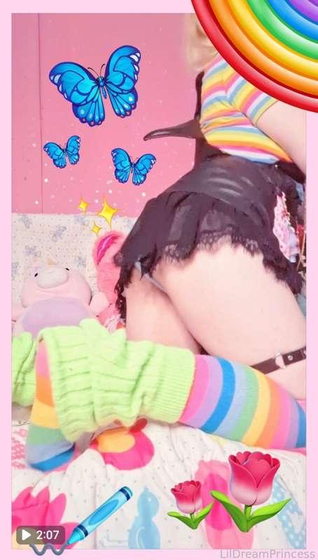 🦇🖤 lil rainbow devil 🖤🦇 ~ PPV 2
🌈🌼🌈🌼🌈🌼🌈🌼🌈🌼


if you missed it, yesterday's post was my first ppv made in like over a year, it has to be. so if you're interested in my PPVs there are new ones!! today's included ofc! this is the part of the ppv set that kinda didn't fit in with the rest so it's being sold on its own.

please enjoy 2 minutes of me jiggling my booty and jingling my clothes!

it was hard work!!

hope you have a stellar weekend! sending you all my good thoughts and all my positive vibes!!!