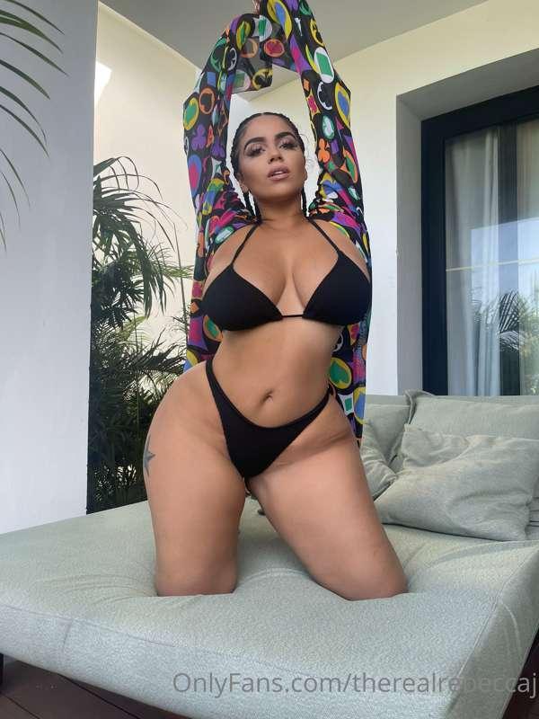 going live in 45 minutes dont miss out💖💖💖 unlock this post i..