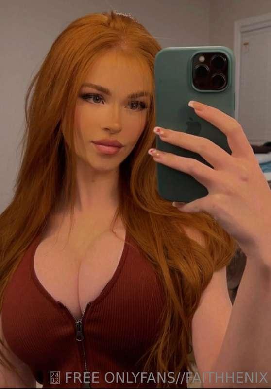 By the way… if you want access to my exxxtra spicy Christmas..