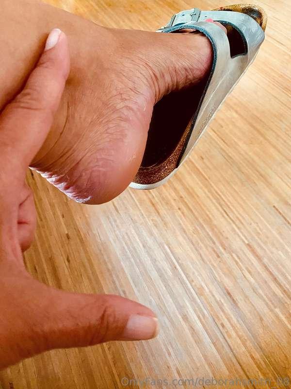 Deine Gedanken gehören schon mir 😏Ich bin die Stimme, die di..