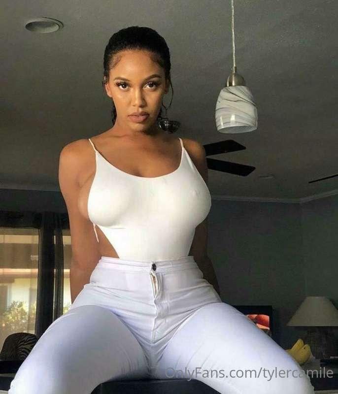 Hot enough to fuck! 💋🔥🔥