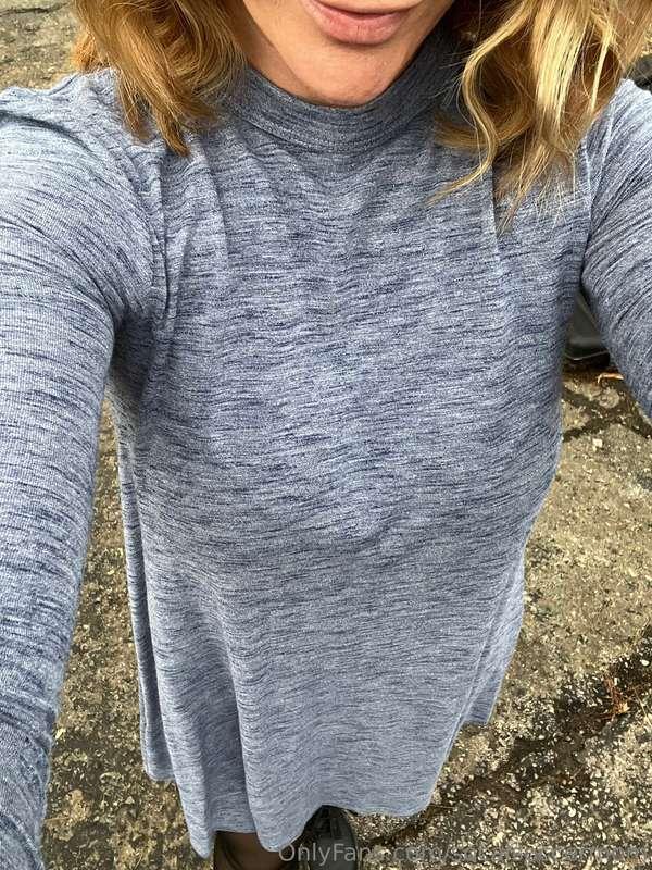 Hey boys and girls! Miss Lynn needs to see you after class