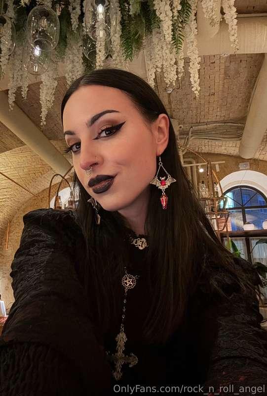 🖤Gothic girl🖤