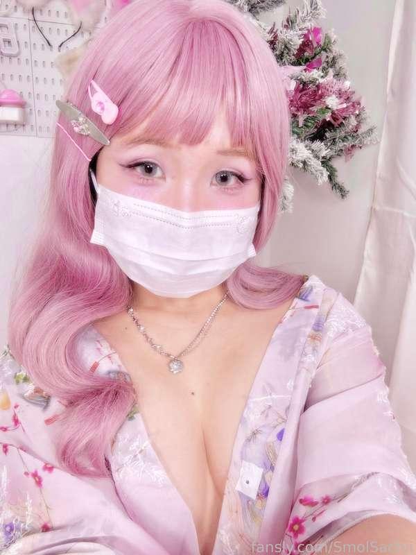 how did senpai spend his christmas &amp; new year? ⋆౨ৎ˚⟡˖࣪

sachi-chan was a lot happier celebrating her 2nd christmas and new year in the US compared to 2023 ♡ྀི ₊ she also receive gifts from her senpais and relatives…tho the celebration was a bit too much as an introvert it never feel like lonely eventho her parents are far away ໒꒰ྀིᵔ ᵕ ᵔ ꒱ྀི১ hoping that she will receive a lot of love &amp; will work even harder to go back to japan this year 🇯🇵 

sachi-chan’s heart is soo happy that’s why she’s gonna extend her gifts to all who are not subbed yet ‹𝟹 ༘⋆ pweasee grab the chance to receive the kimono set + monthly calendar + himitsu mail ~ wuv wuvv ᝰ.ᐟ

#fyp #asian #japanese #kawaii #kimono #cute #18 #petite #barelylegal #tease