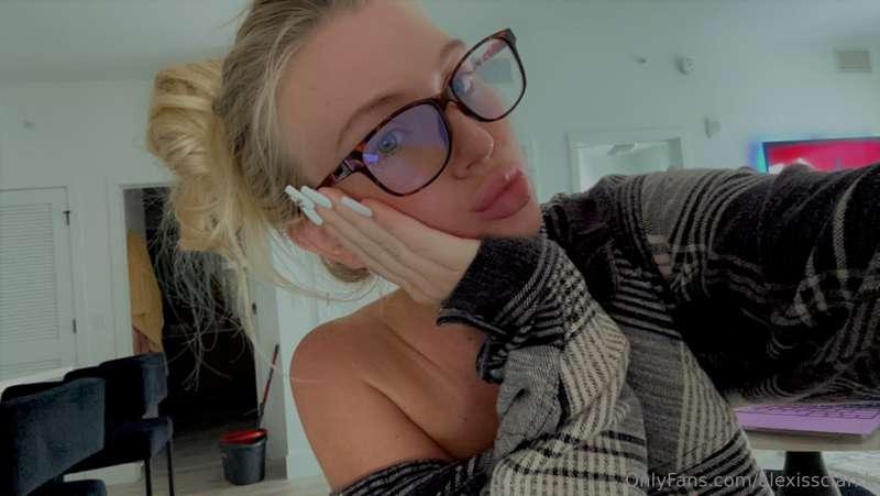 alexissclarkk image #0