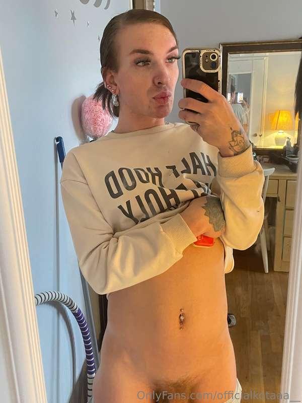 Hey lol 🥴