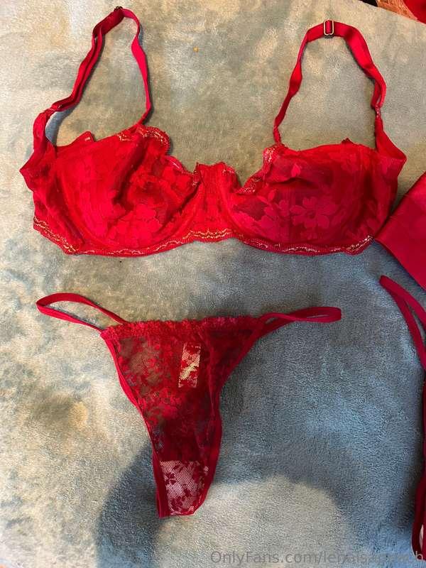 lenaisapeach image #21