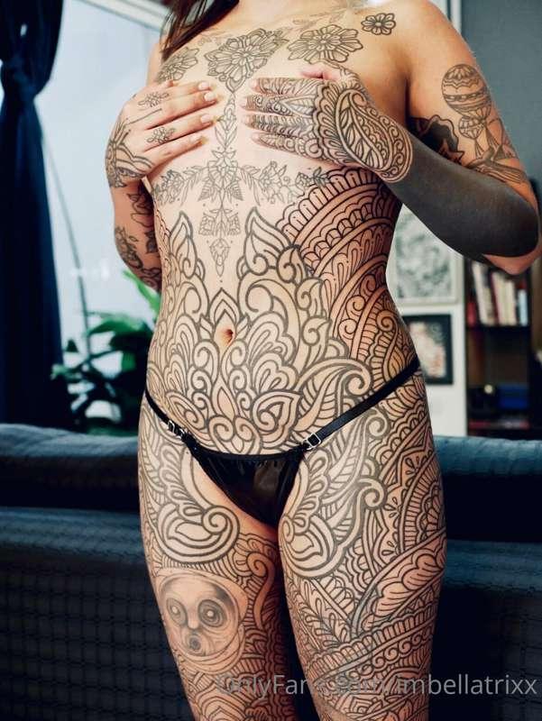 Continuing with my body project 🖤

Little by little I'm comp..